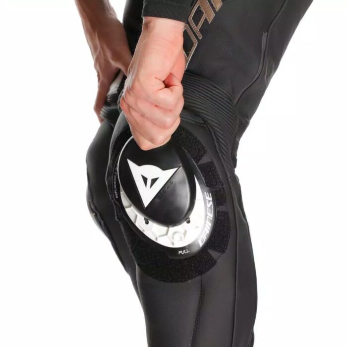 DAINESE DELTA 4 MEN LEATHER MOTORCYCLE PANTS