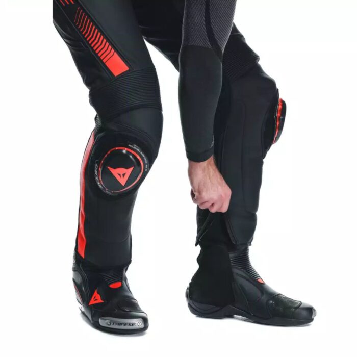 DAINESE SUPER SPEED MENS MOTORCYCLE LEATHER PANTS 